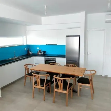Marina Hills Im Kretischen Stil Mit Privatpool Direkt In Strandnaehe Makrýgialos