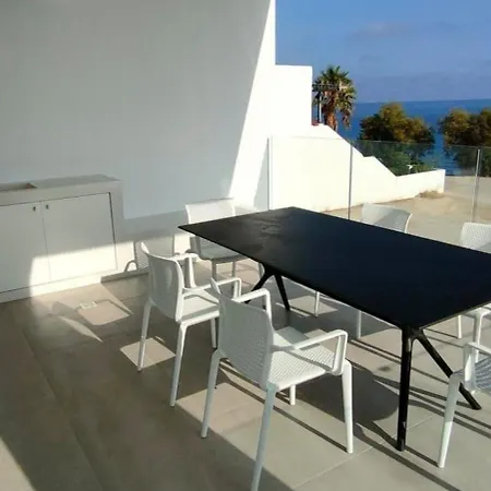 Marina Hills Im Kretischen Stil Mit Privatpool Direkt In Strandnaehe Makrýgialos