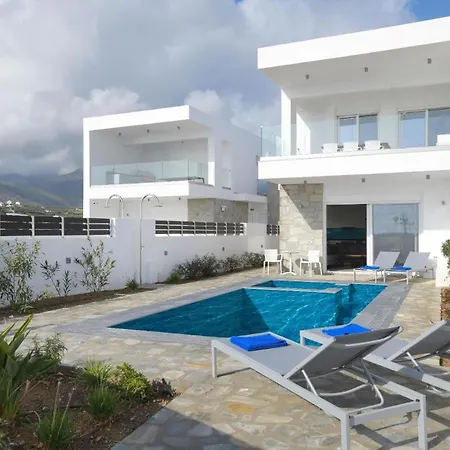 Marina Hills Im Kretischen Stil Mit Privatpool Direkt In Strandnaehe * Makrýgialos